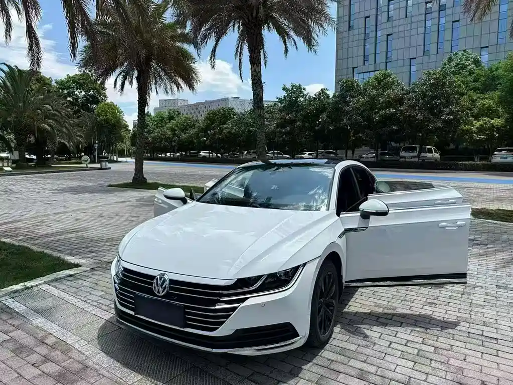 Купить Volkswagen CC