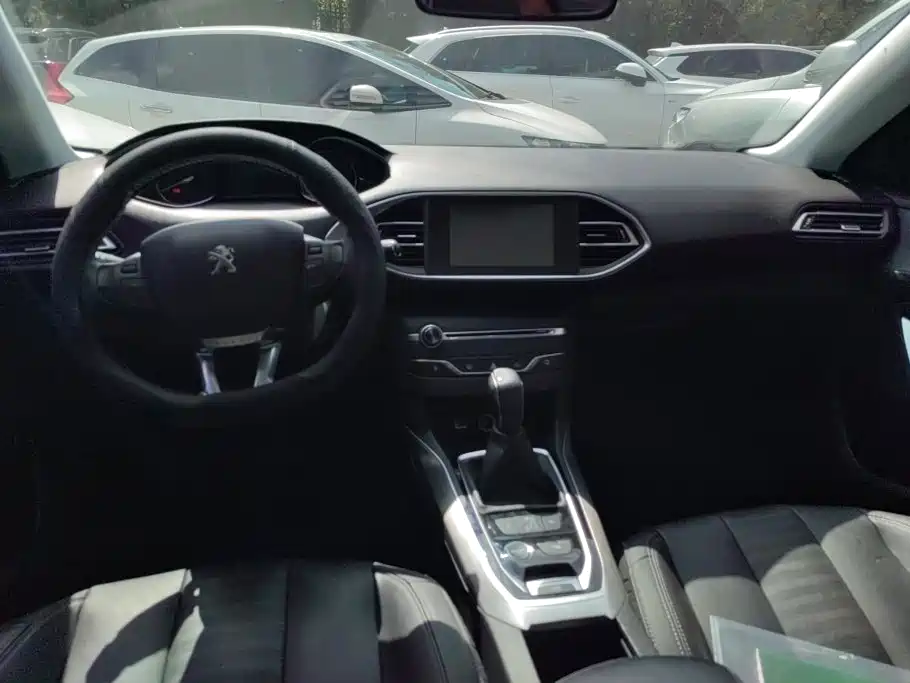 Peugeot 308S — миниатюра 12
