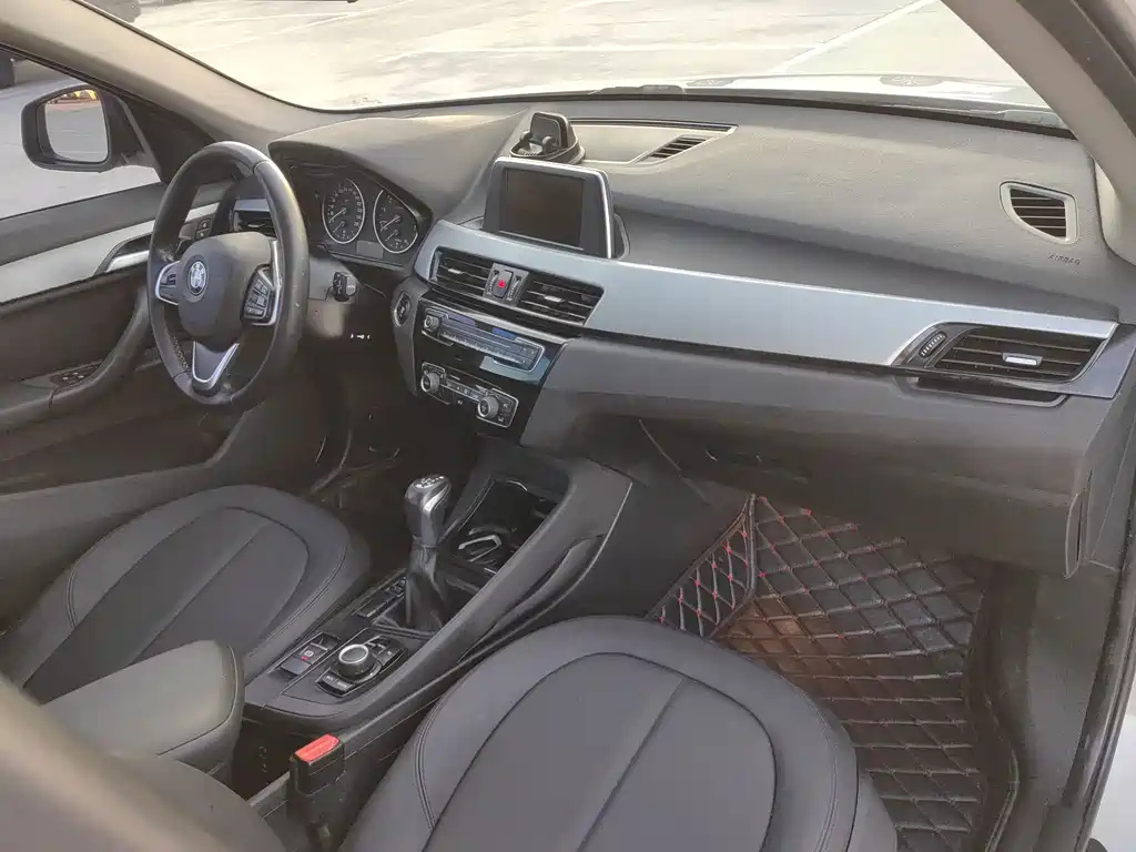 BMW X1 — миниатюра 4