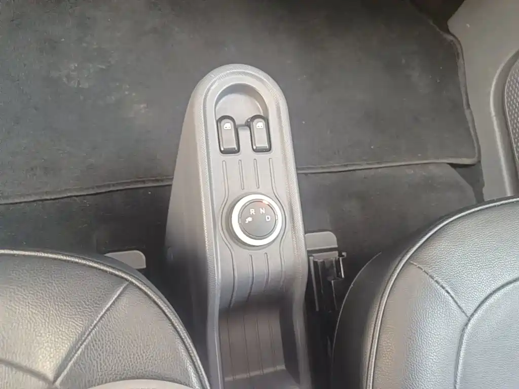 Wuling MINIEV — миниатюра 14