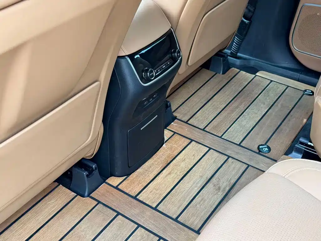 Li Auto Li ONE — миниатюра 11