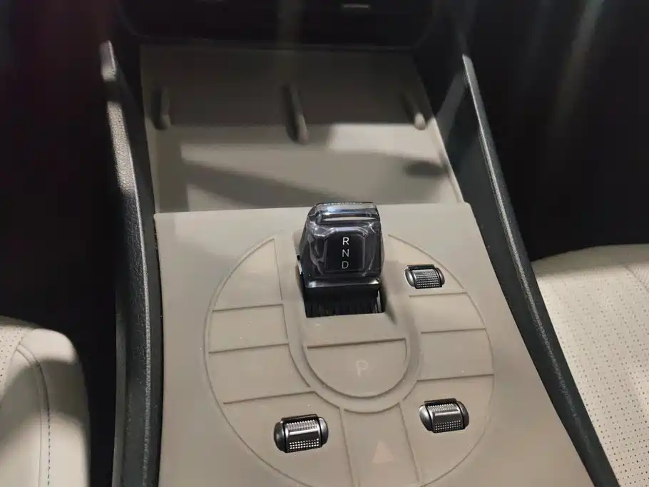 BYD Seal 05 DM-i — миниатюра 16