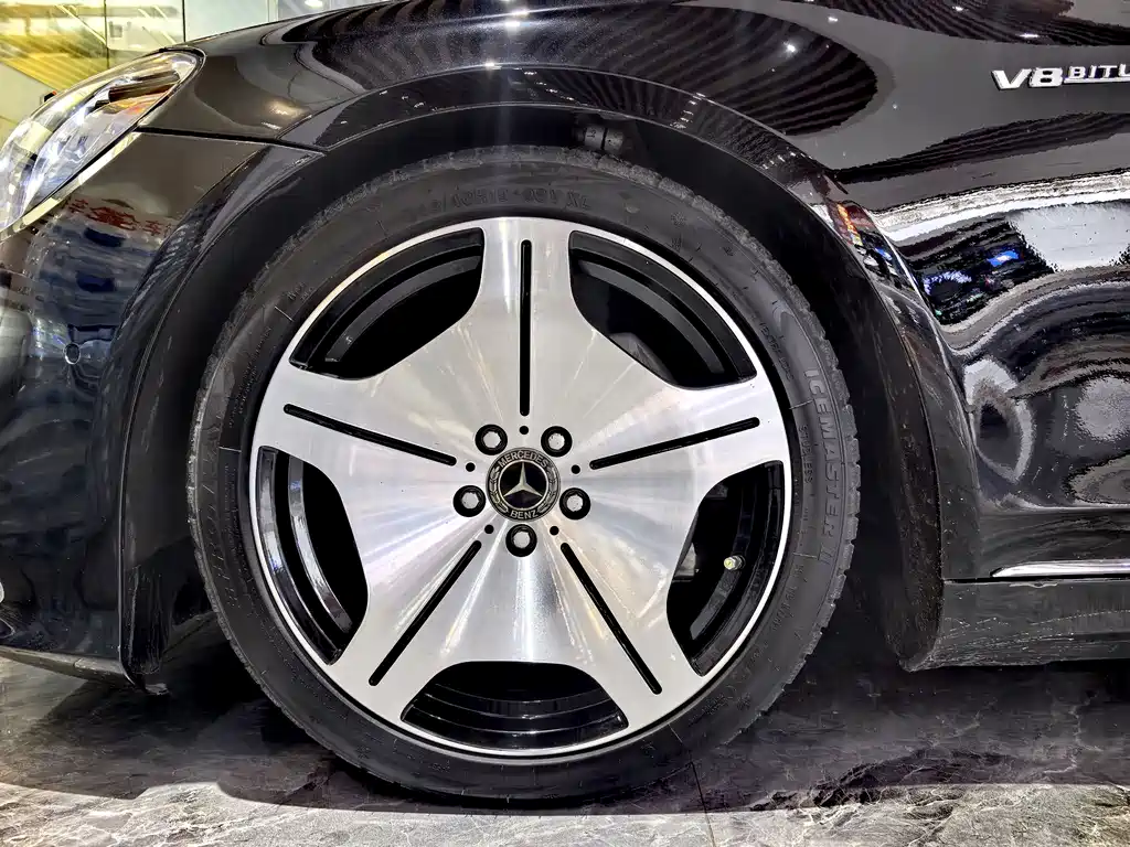 Mercedes-Benz S-Class — миниатюра 13