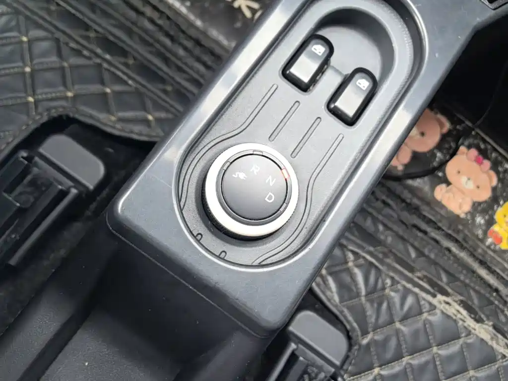 Wuling MINIEV — миниатюра 14
