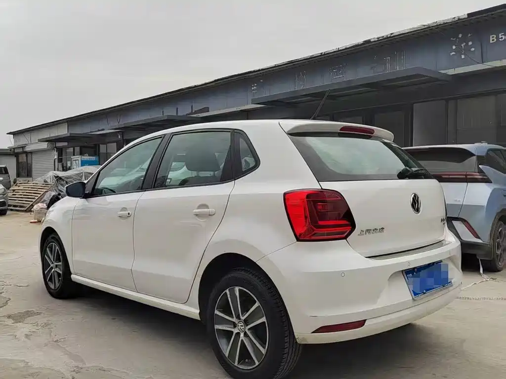 Volkswagen Polo — миниатюра 4