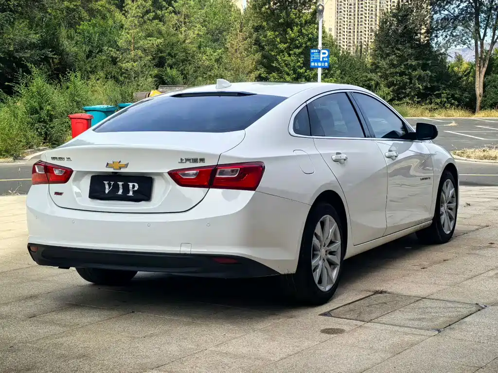 Chevrolet Malibu XL — миниатюра 7