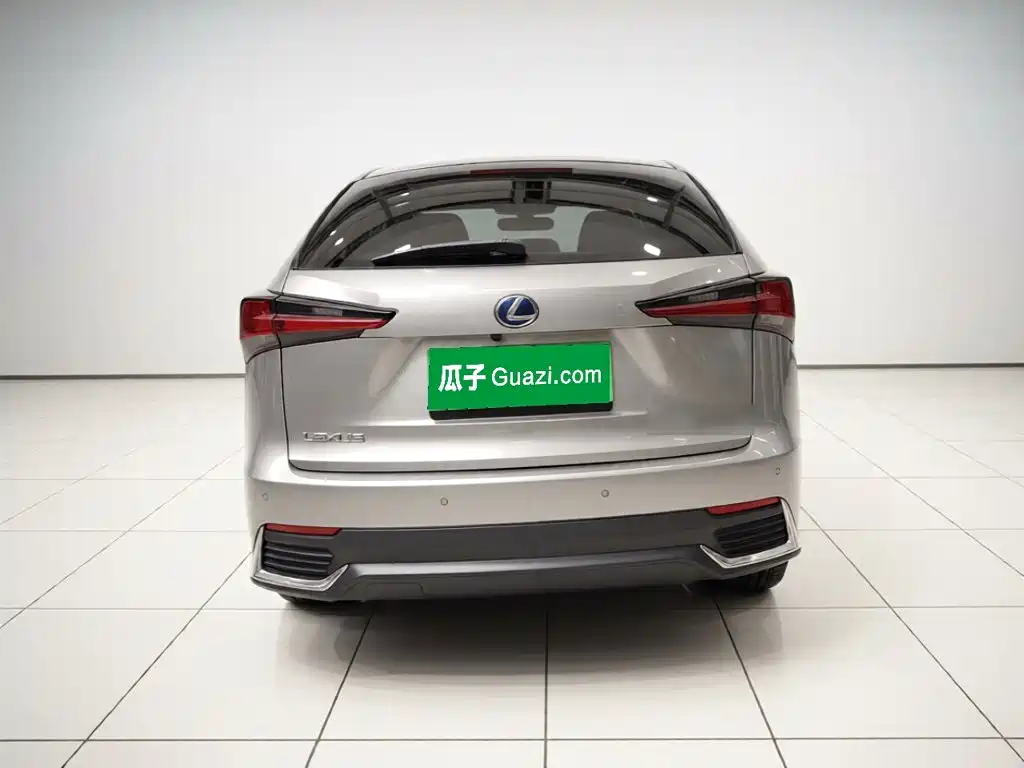 Lexus NX — миниатюра 3