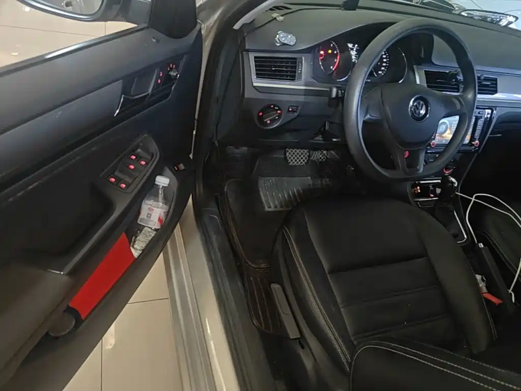 Volkswagen Bora — миниатюра 16