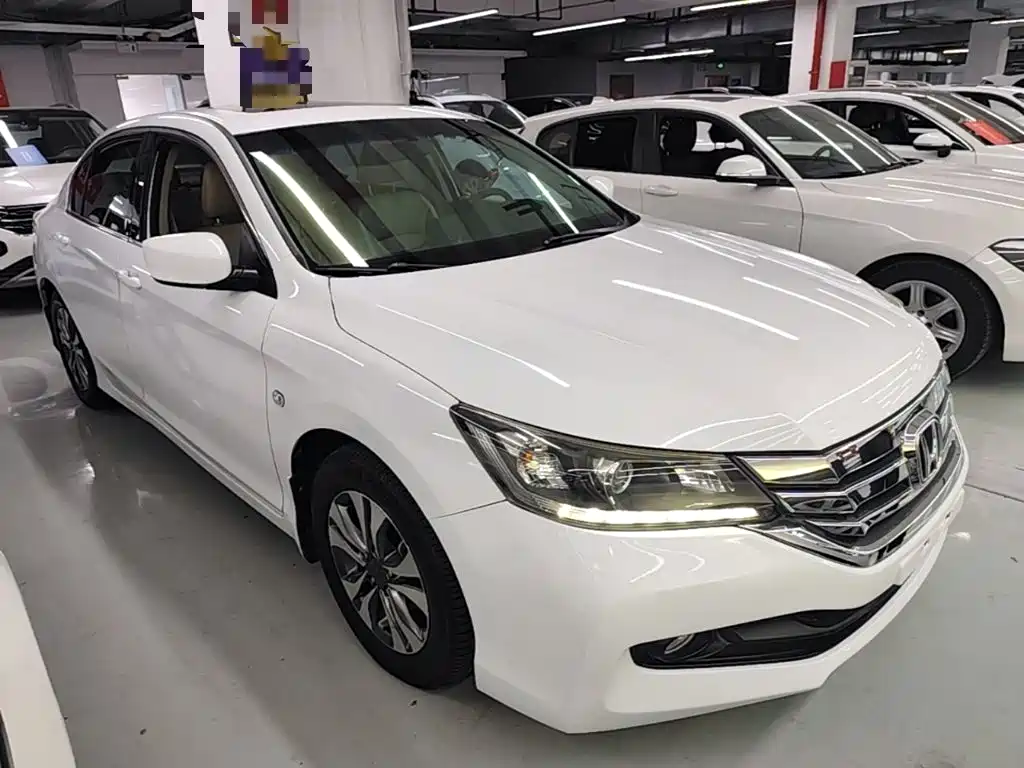Honda Accord — миниатюра 4