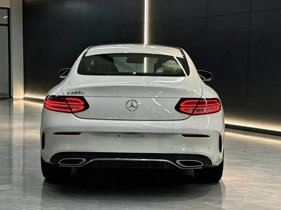 Mercedes-Benz C-Class (Import) — миниатюра 4