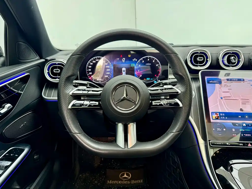 Mercedes-Benz C-Class — миниатюра 15