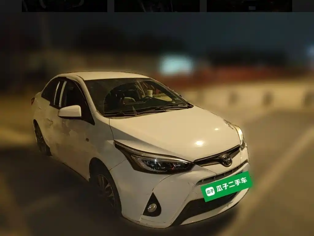 Toyota Yaris L — миниатюра 25