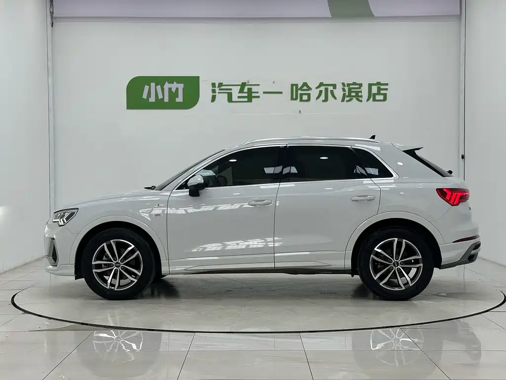 Audi Q3 — миниатюра 5