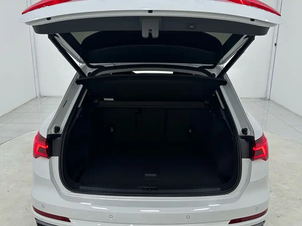 Audi Q3 — миниатюра 15