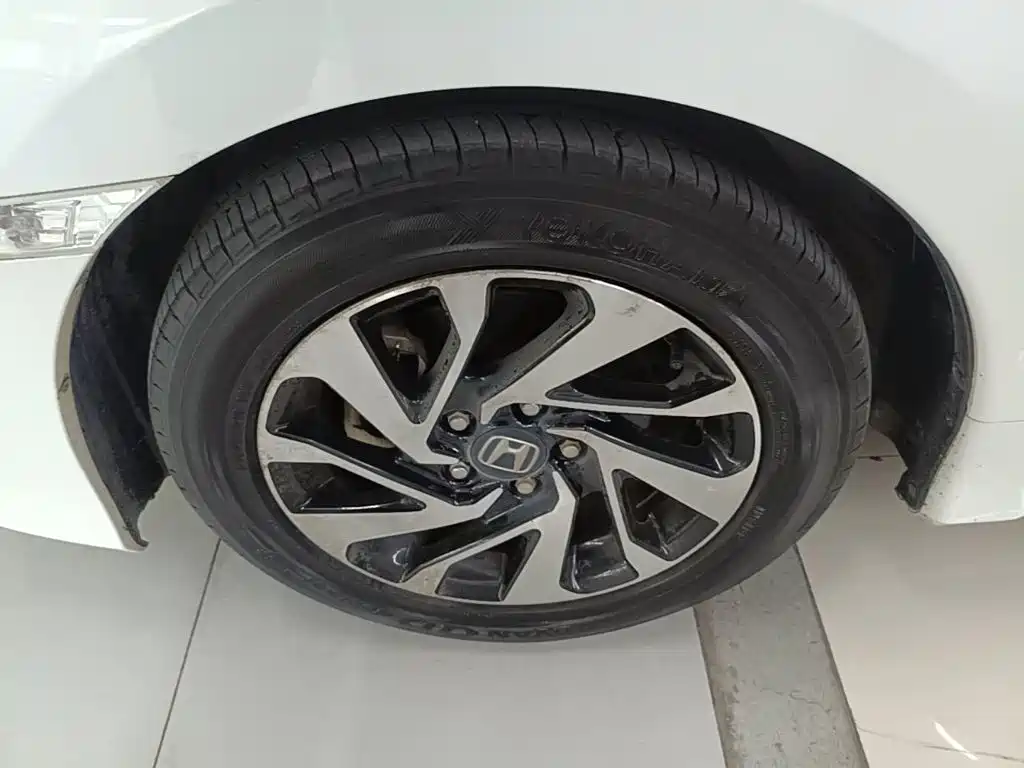 Honda Civic — миниатюра 23