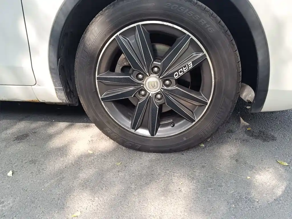 Changan Eado XT — миниатюра 8