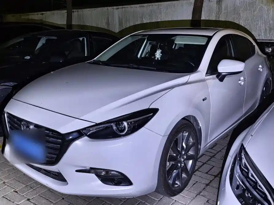 Mazda 3 Axela — миниатюра 4