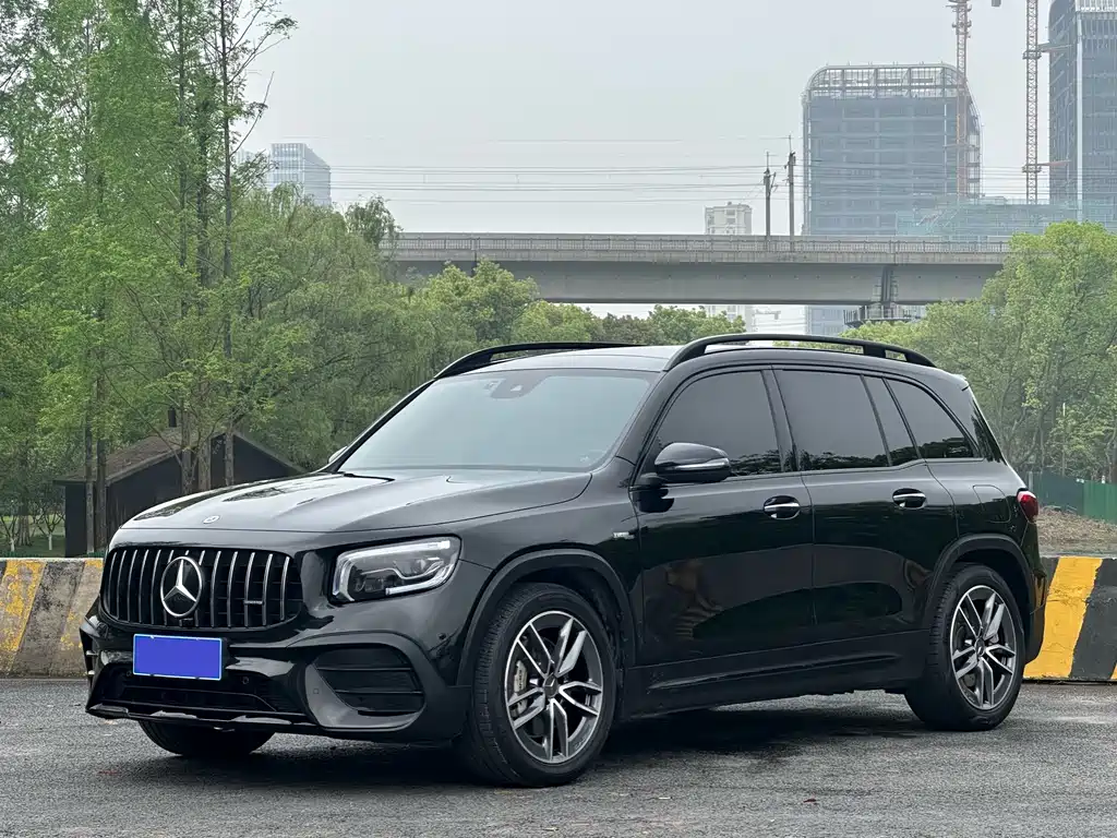 Mercedes-Benz GLB AMG 2023