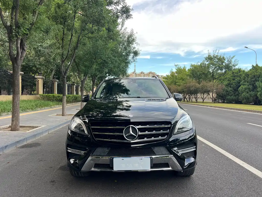 Mercedes-Benz M-Class — миниатюра 2