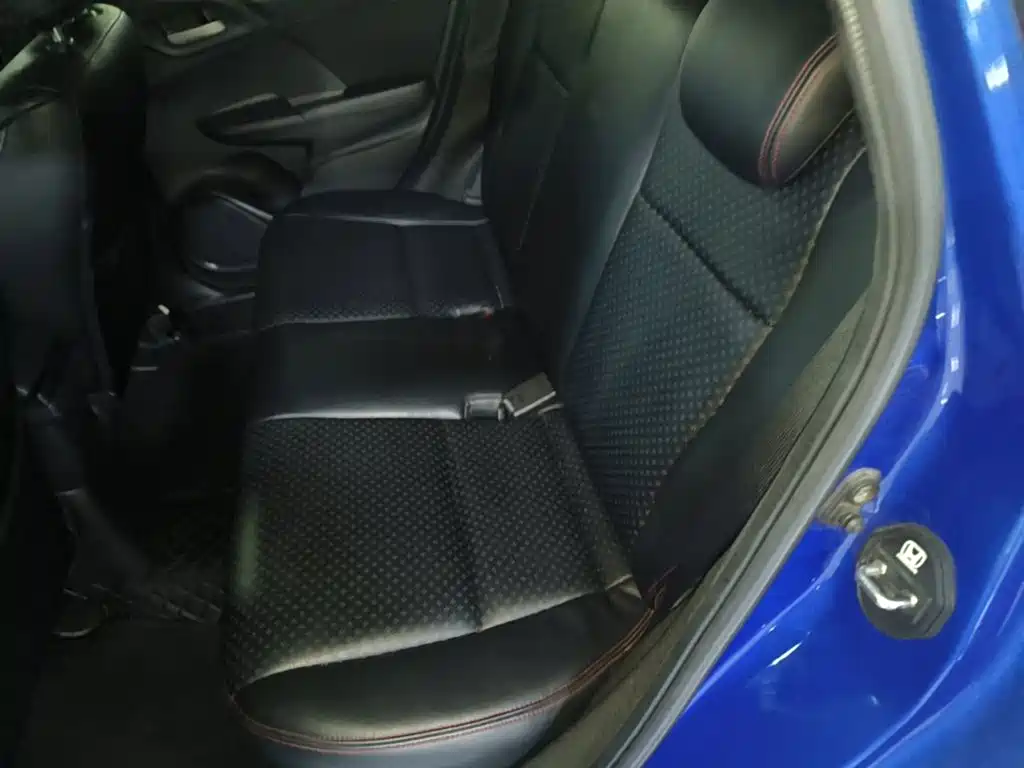 Honda Fit — миниатюра 17