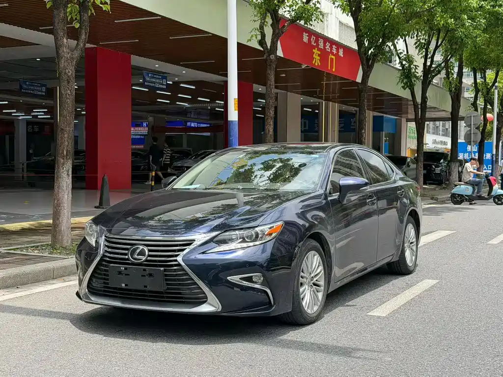 Lexus ES 2015 200 Elite