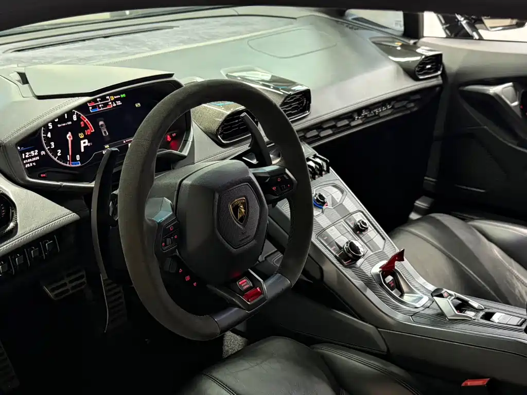 Lamborghini Huracán — миниатюра 11