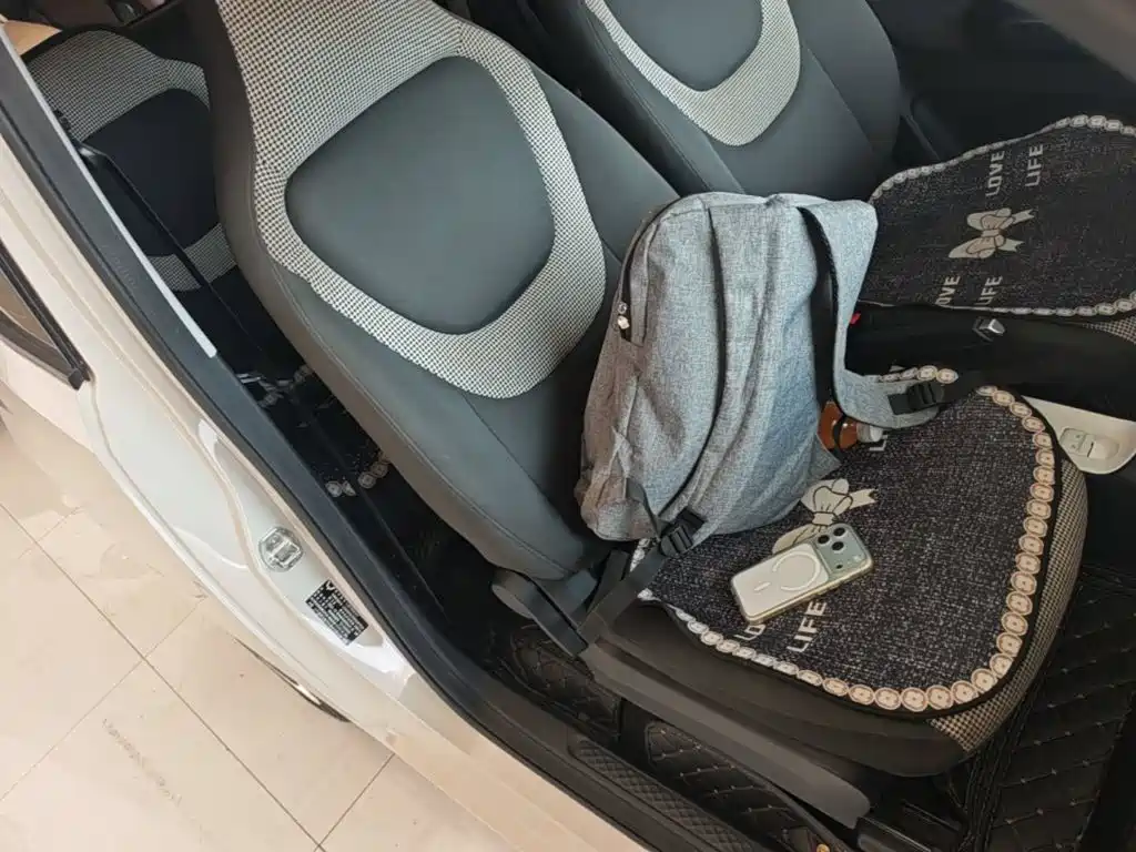 Wuling MINIEV — миниатюра 25