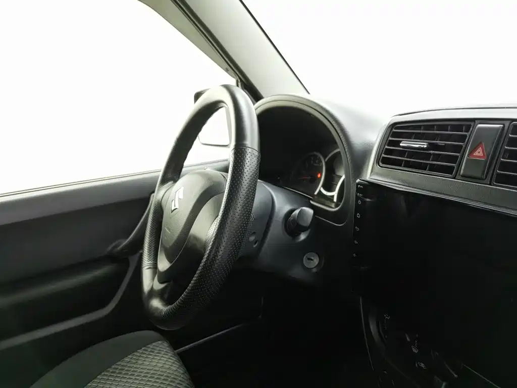Suzuki Jimny — миниатюра 22