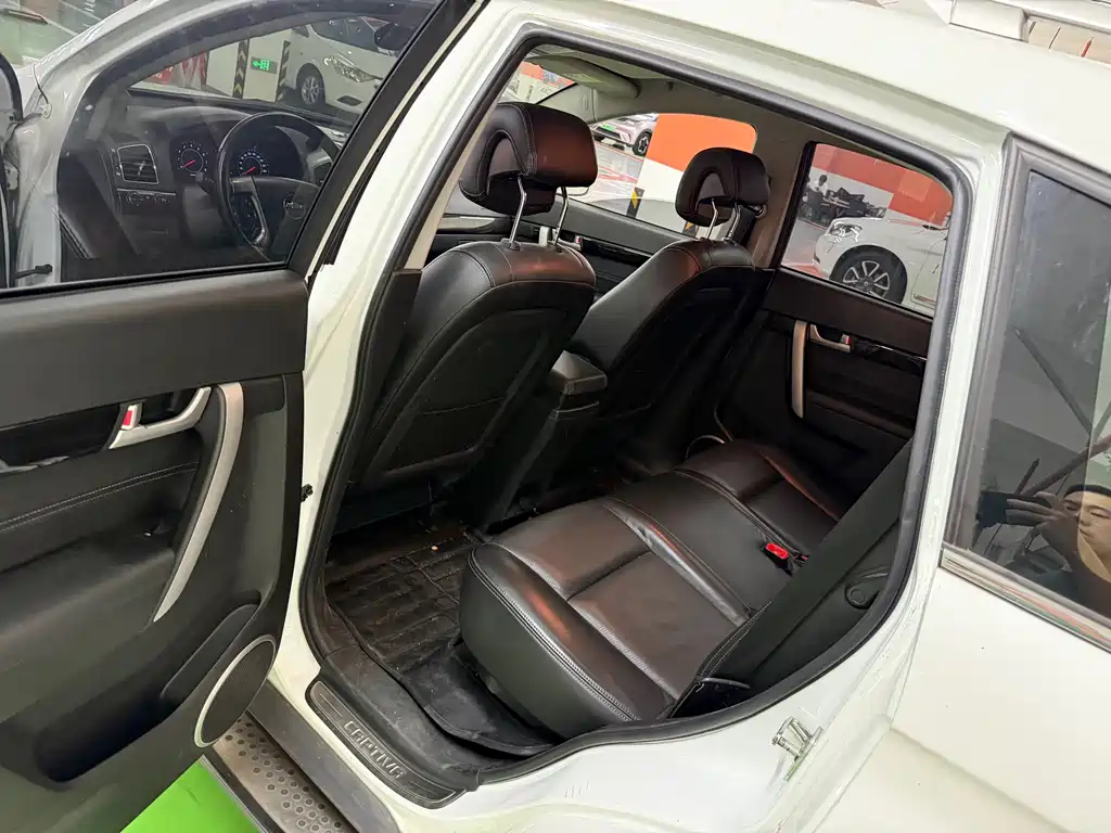 Chevrolet Captiva — миниатюра 4