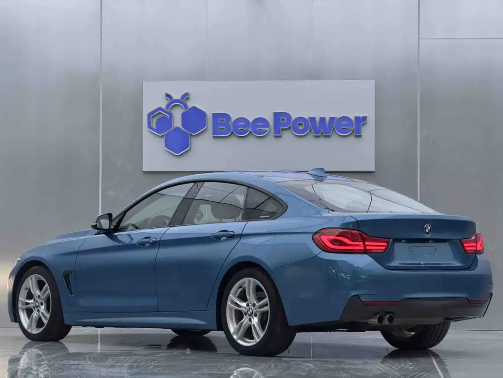 BMW 4 SERIES