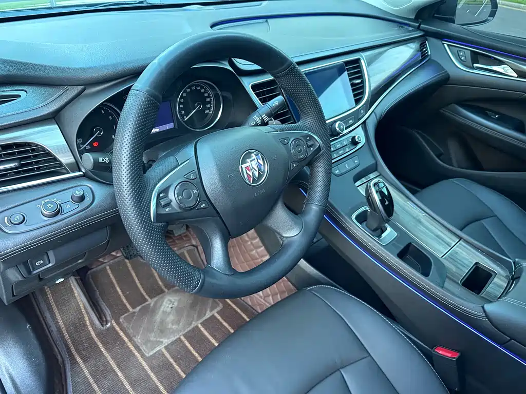 Buick LaCrosse — миниатюра 6