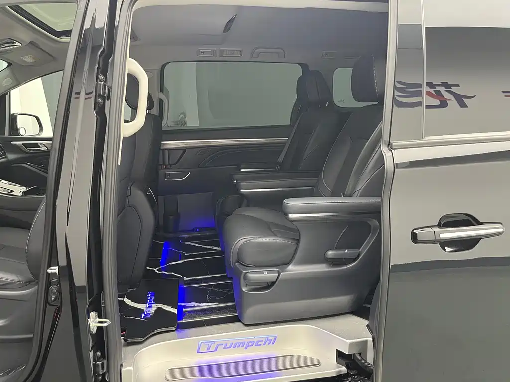 GAC Motor Trumpchi M8 — миниатюра 12