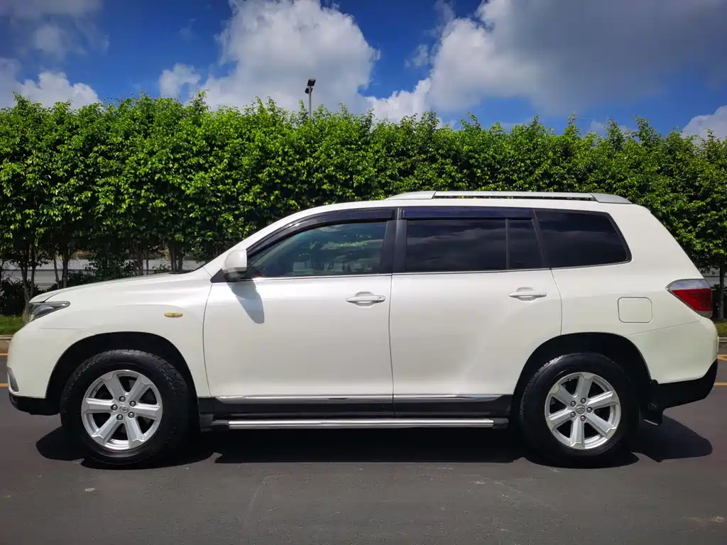 Toyota Highlander — миниатюра 7