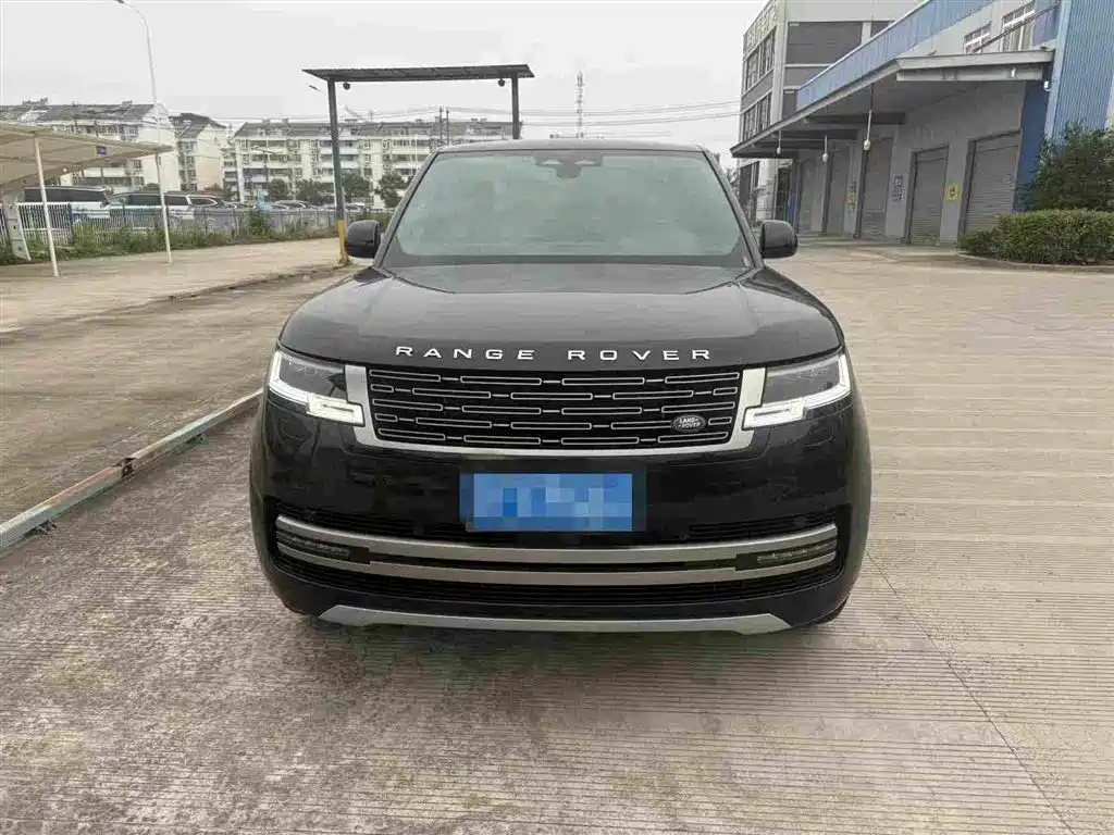 Land Rover Range Rover 2025 3.0 L6 360PS