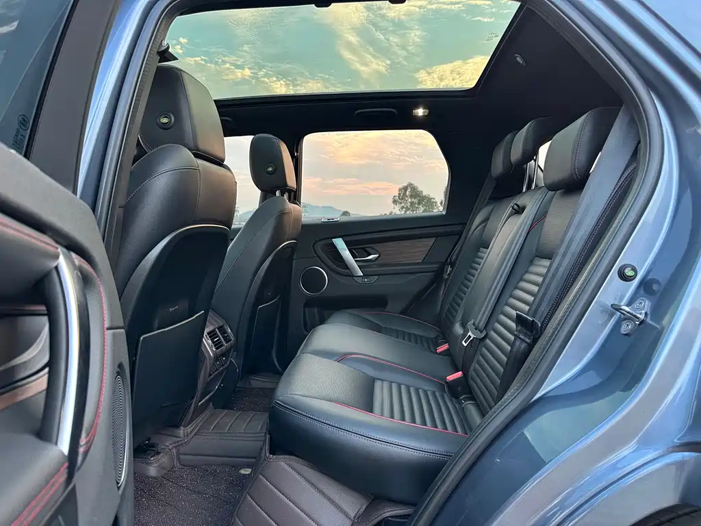 Land Rover Discovery Sport — миниатюра 9