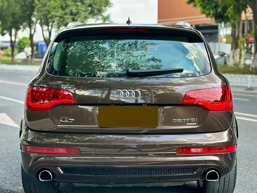 Audi Q7 — миниатюра 3