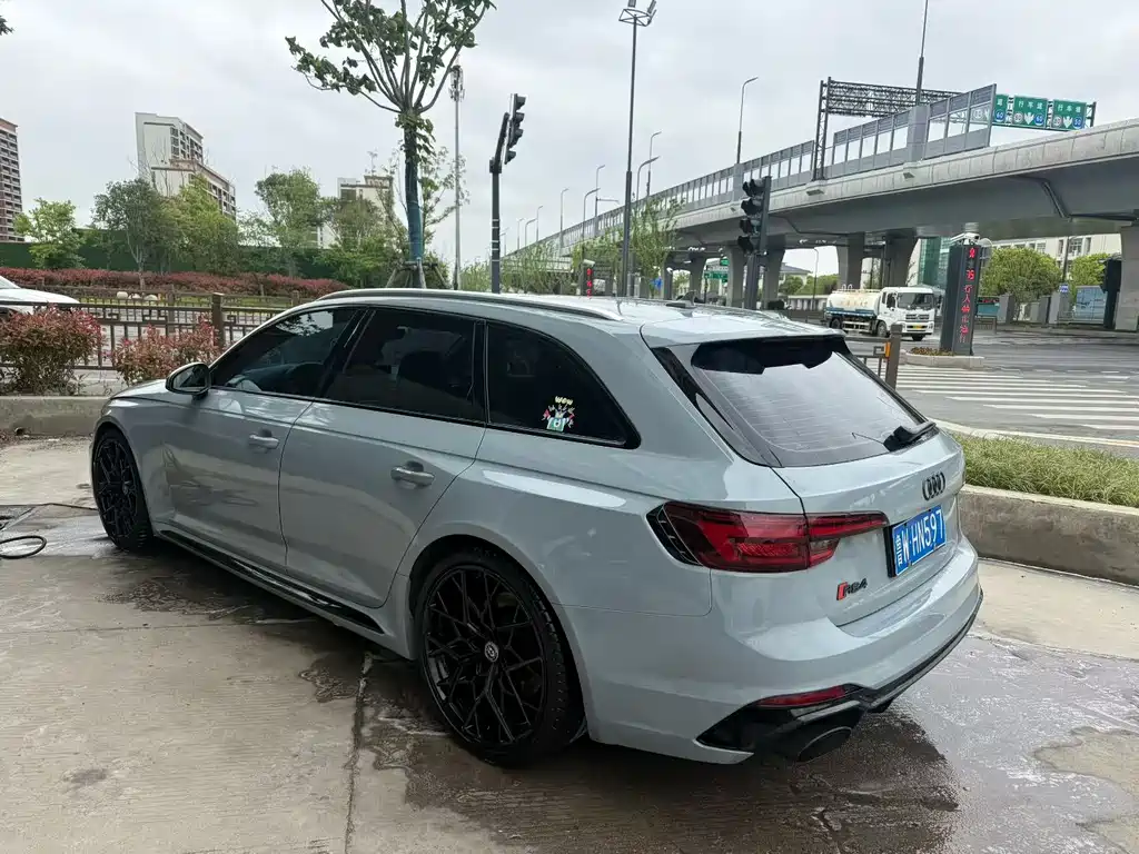 Audi RS 4 2019 RS 4 2.9T Avant