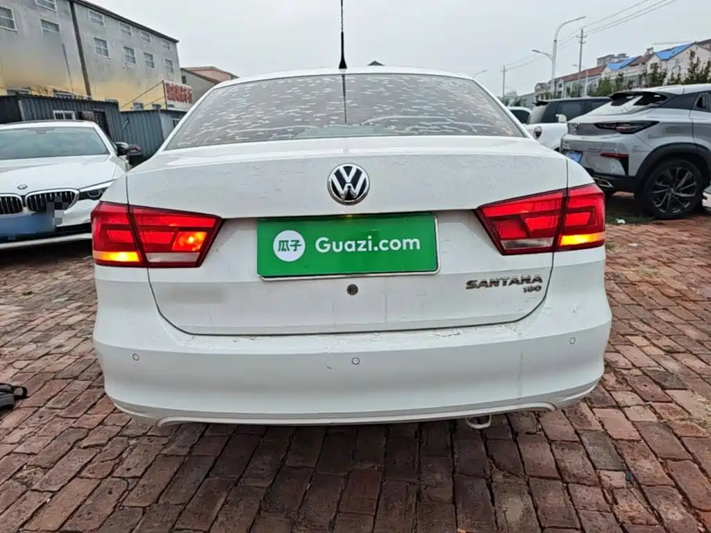 Volkswagen Santana — миниатюра 6
