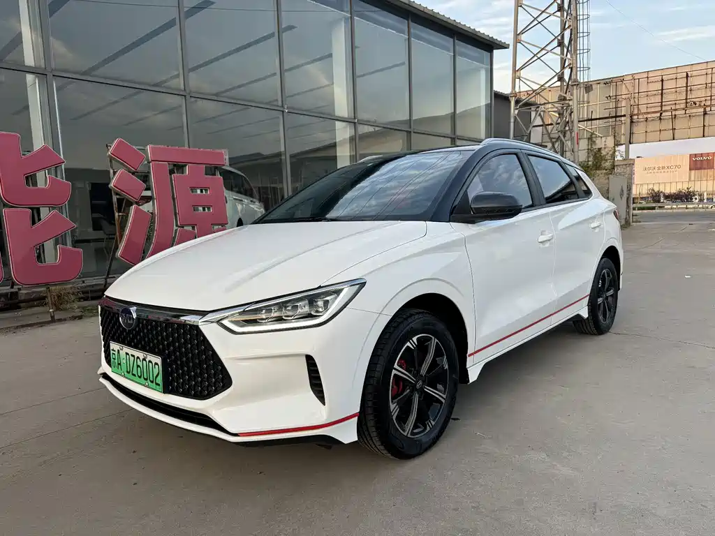 BYD e2