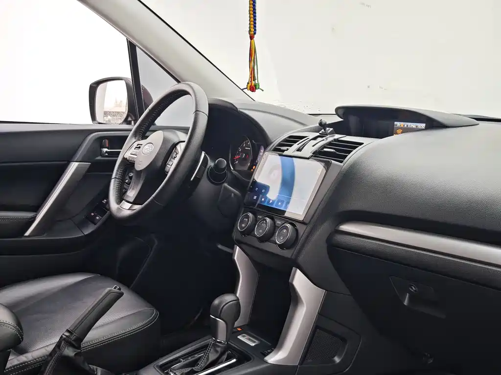 Subaru Forester 2.5i Auto Premium Edition, фото 11