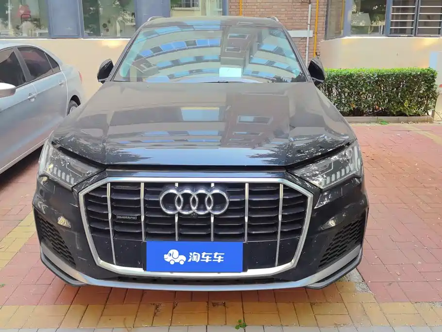 Audi Q7 — миниатюра 2