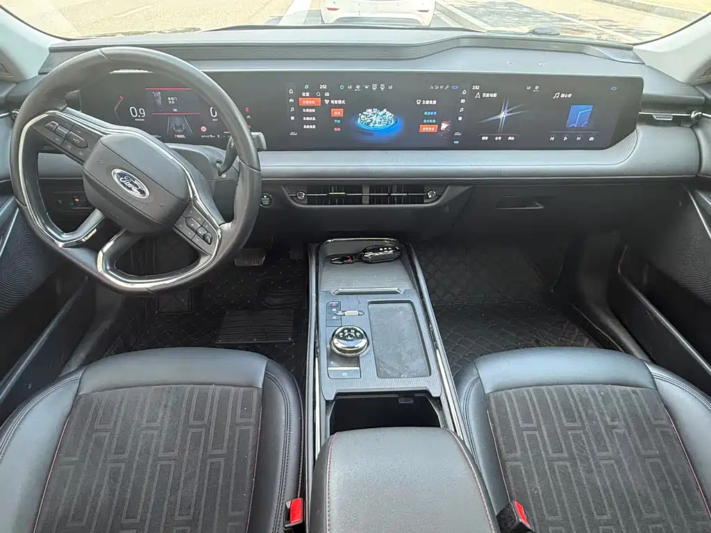 Ford Mondeo — миниатюра 11