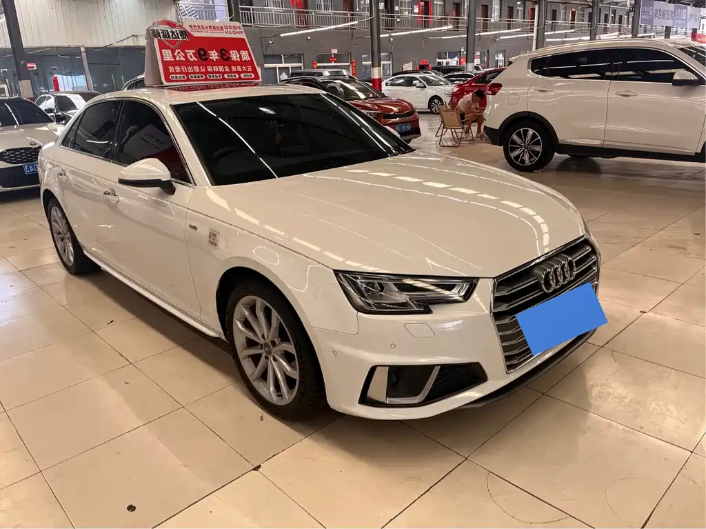 Audi A4L 2019 40 TFSI Fashion VI