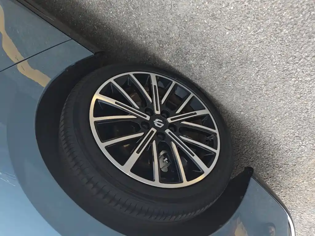 Leapmotor Leapmotor B01 — миниатюра 23