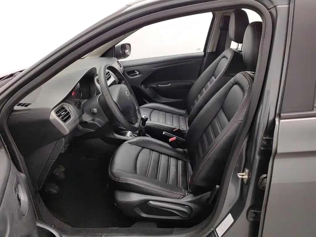 Citroen Elysee — миниатюра 10