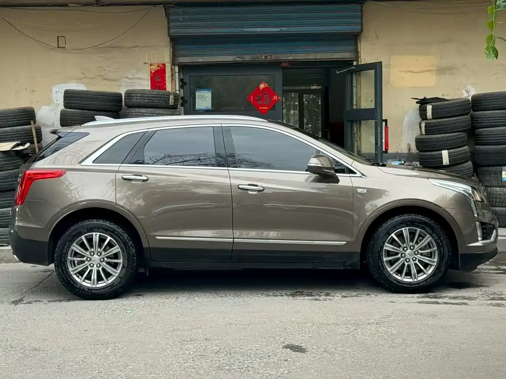 Cadillac XT5 — миниатюра 5