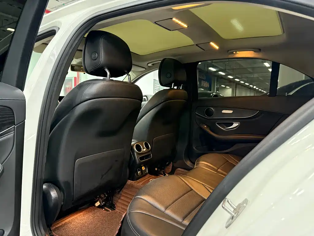 MERCEDES-BENZ C CLASS