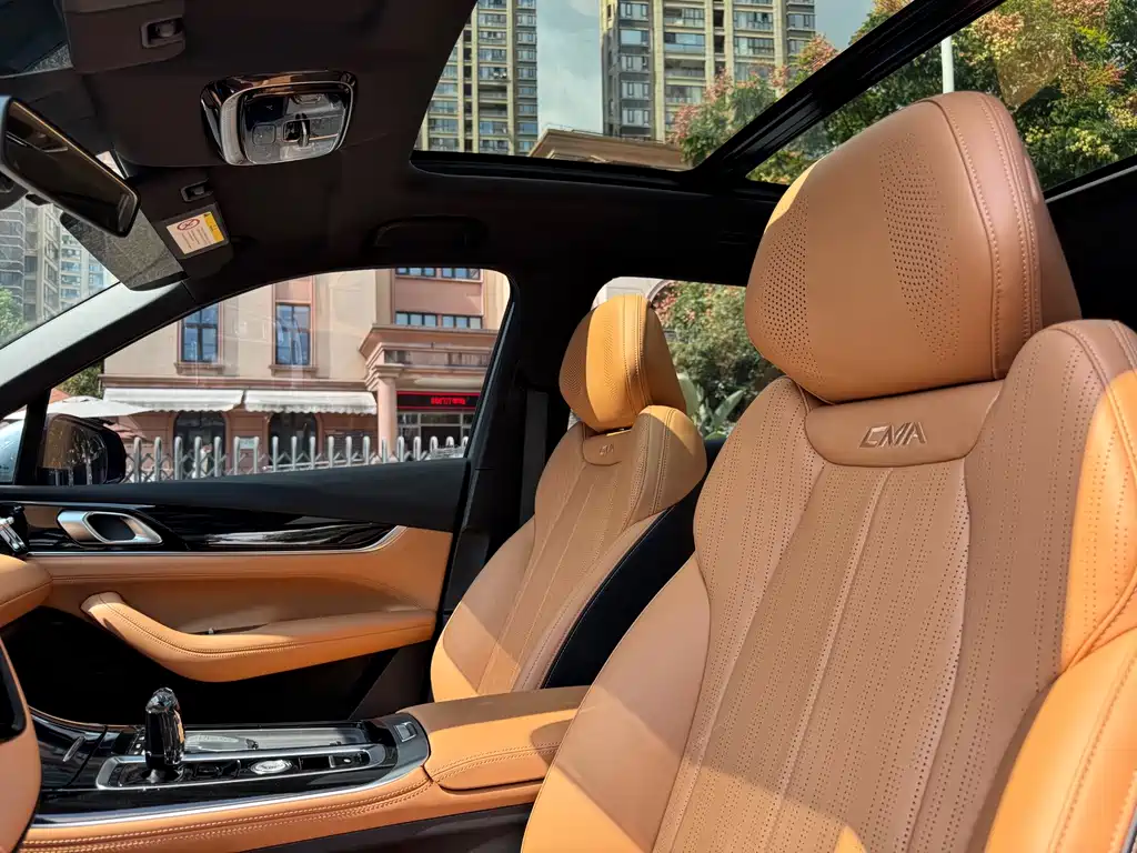 Geely Boyue L — миниатюра 10