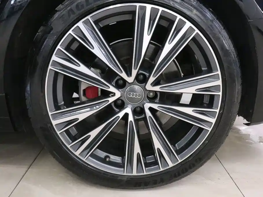 Audi A6L — миниатюра 21