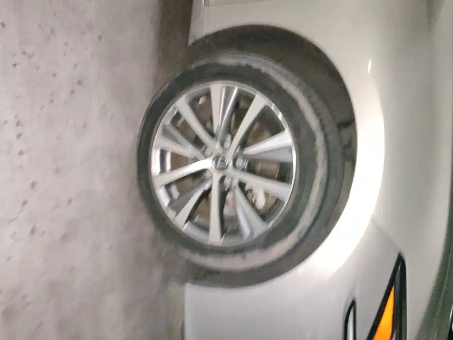Lexus ES — миниатюра 6